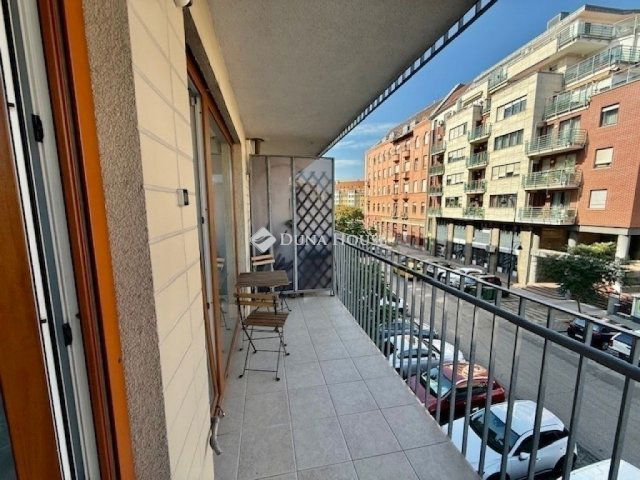 Eladó téglalakás, Budapesten, III. kerületben 88 M Ft, 2 szobás