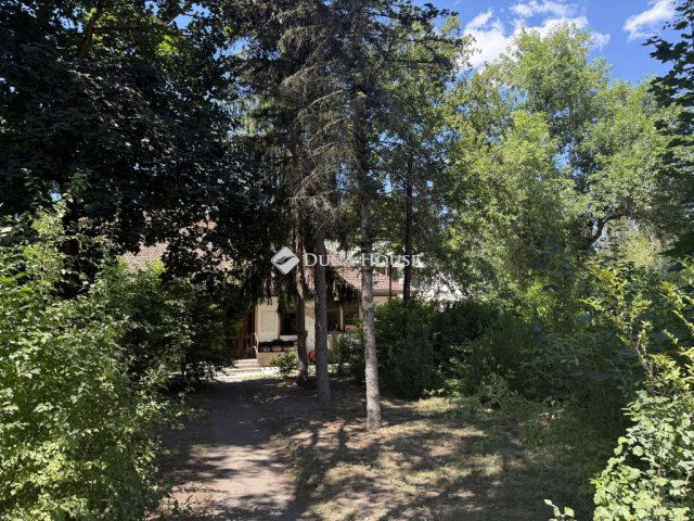 Eladó nyaraló, Dobozon, Virág utcában 138 M Ft, 28 szobás