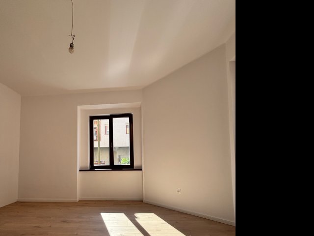 Eladó téglalakás, Szombathelyen 55 M Ft, 4 szobás