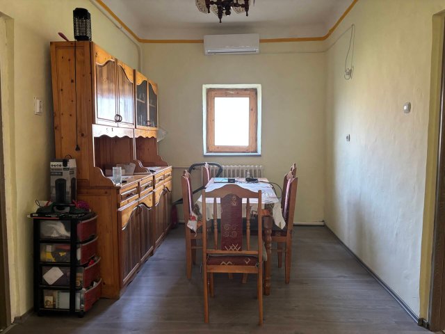 Eladó családi ház, Nádudvaron 19 M Ft, 2 szobás