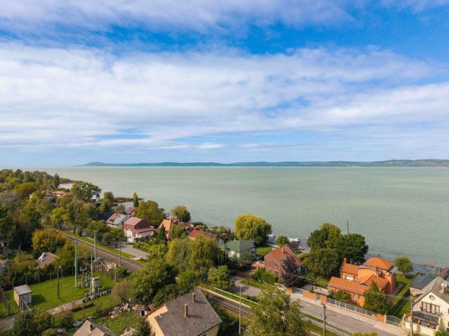 Eladó telek, Balatonszárszón 349 M Ft / költözzbe.hu