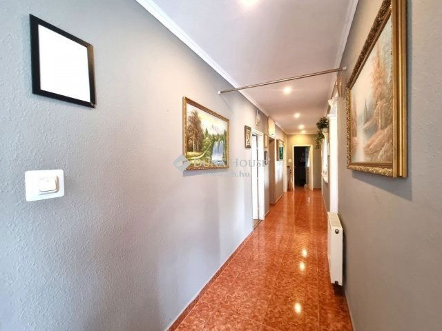 Eladó családi ház, Maglódon 129.9 M Ft, 4 szobás