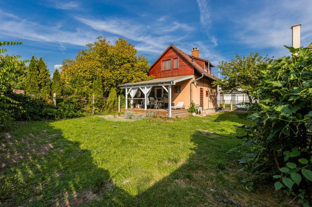 Eladó családi ház, Gödön 99.99 M Ft, 4 szobás