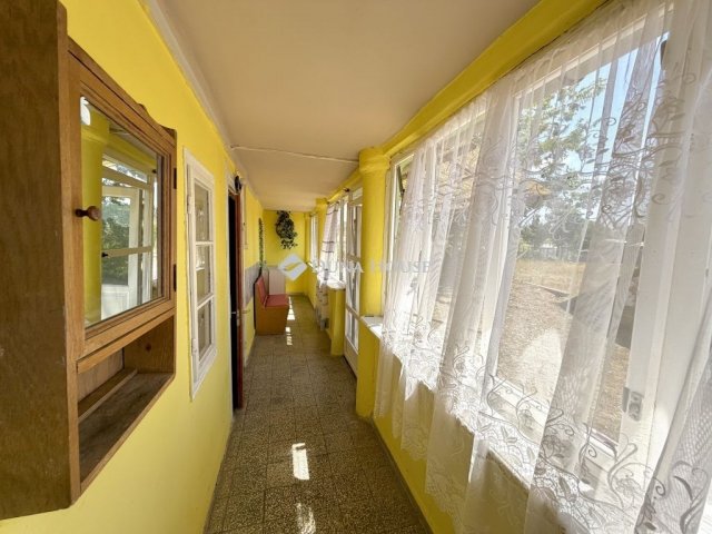 Eladó családi ház, Vajtán 9.9 M Ft, 2 szobás