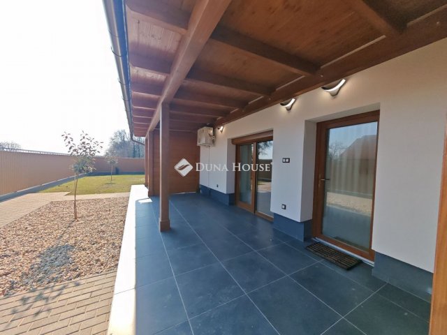 Eladó sorház, Szolnokon 87.9 M Ft, 3 szobás