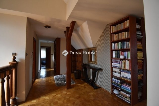 Eladó családi ház, Gödöllőn 355 M Ft, 5 szobás