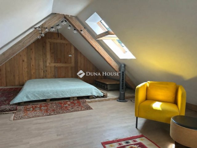 Eladó családi ház, Káptalantótin 145 M Ft, 4 szobás