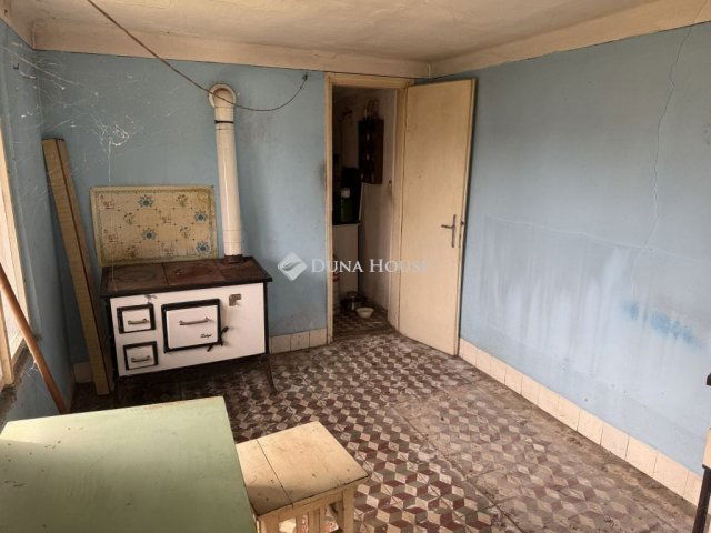 Eladó családi ház, Sellyén 9.9 M Ft, 3 szobás