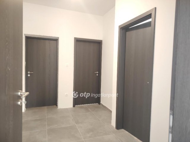 Eladó ikerház, Velencén 127 M Ft, 4 szobás