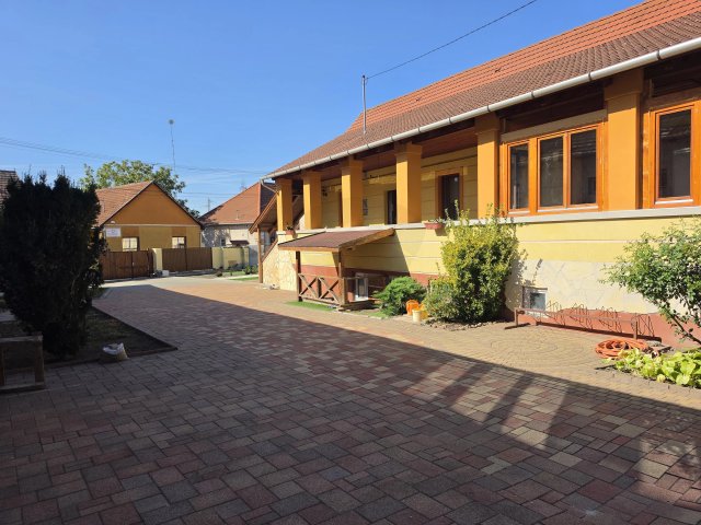 Eladó családi ház, Hatvanban 110 M Ft, 3 szobás