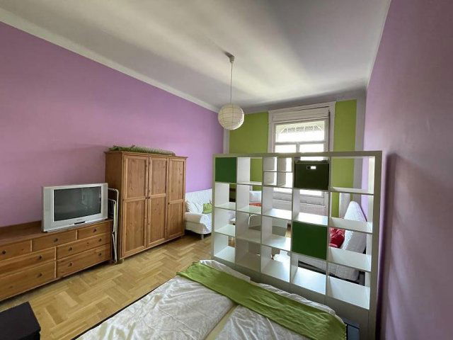 Eladó téglalakás, Budapesten, VII. kerületben, Dohány utcában