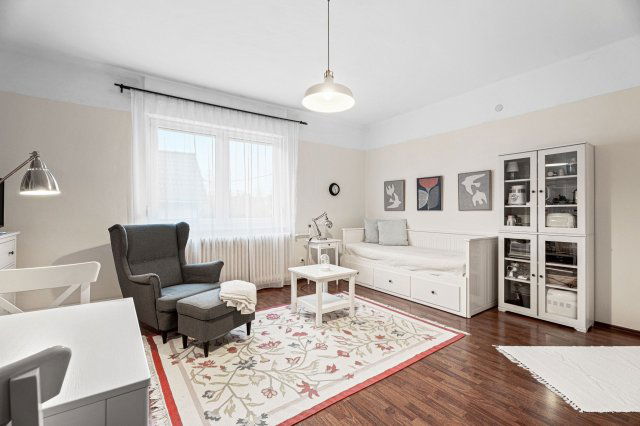 Eladó családi ház, Szentendrén, Honvéd utcában 174.9 M Ft