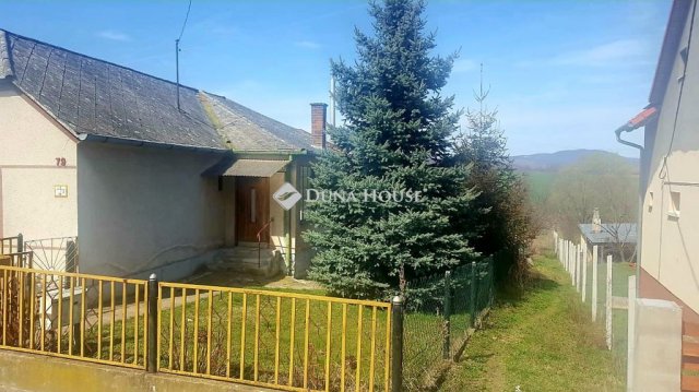 Eladó családi ház, Bogádon 19.9 M Ft, 3 szobás