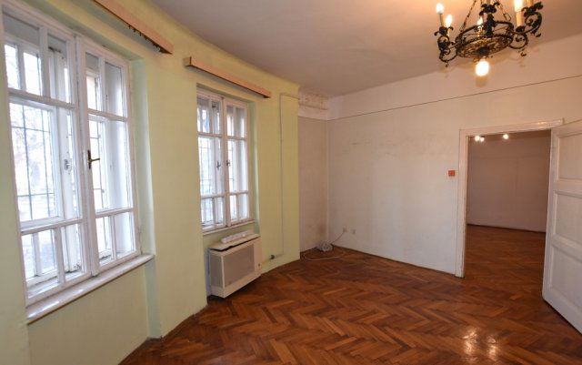 Eladó téglalakás, Debrecenben 68 M Ft, 4+1 szobás