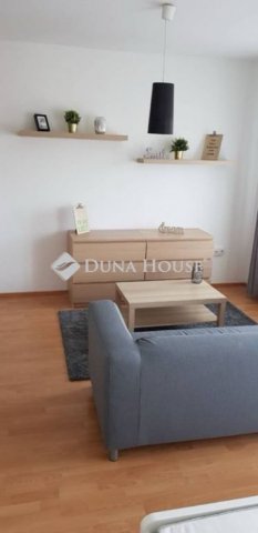 Eladó téglalakás, Budapesten, IV. kerületben 61.9 M Ft, 1 szobás