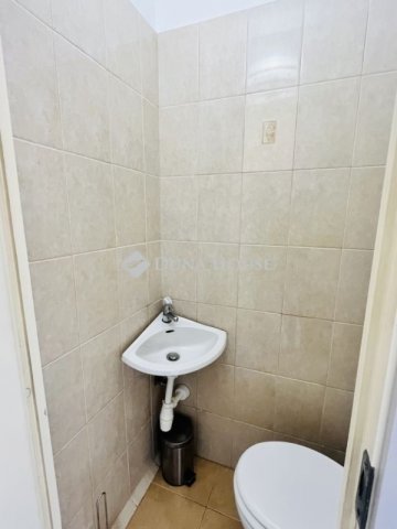Eladó panellakás, Veszprémben 69.9 M Ft, 2+2 szobás