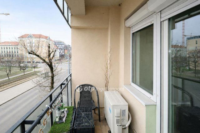 Eladó téglalakás, Budapesten, IX. kerületben 81.9 M Ft