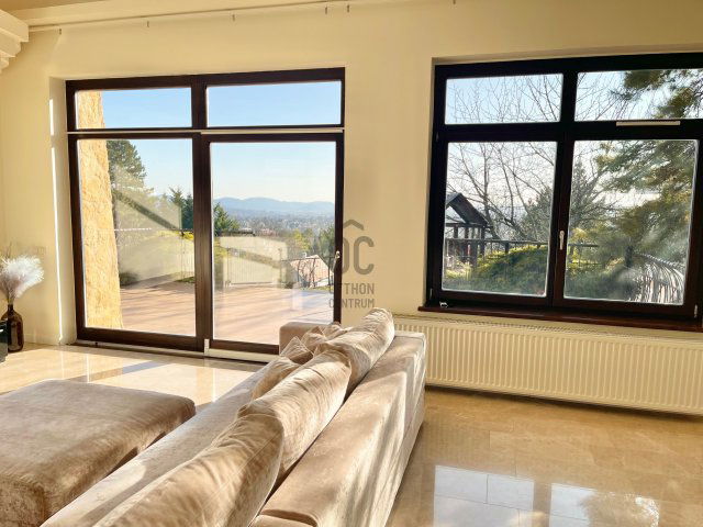 Eladó családi ház, Budakeszin 210 M Ft, 5 szobás