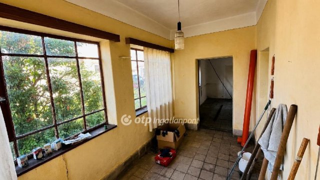 Eladó családi ház, Kabán 13.4 M Ft, 2 szobás