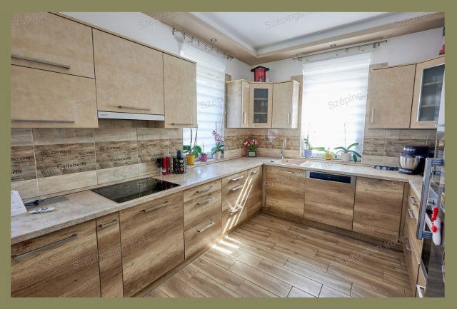 Eladó családi ház, Nagycenken 118 M Ft, 4 szobás