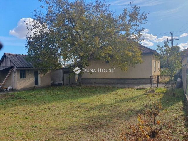 Eladó családi ház, Gyálon 73 M Ft, 4 szobás