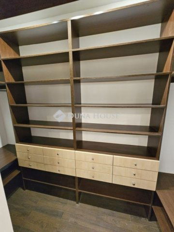 Eladó családi ház, Üllőn 119.89 M Ft, 4 szobás