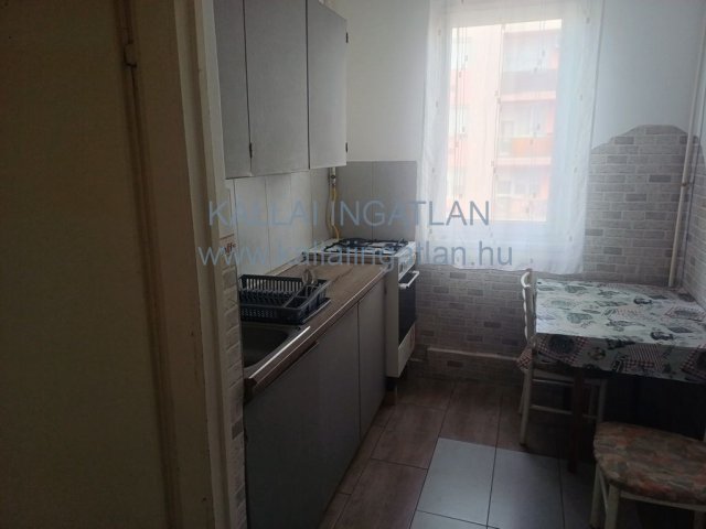 Kiadó téglalakás, albérlet, Nyíregyházán, Tompa Mihály utcában