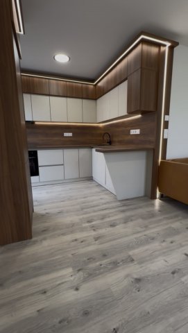 Eladó panellakás, Pécsett 63.9 M Ft, 2+1 szobás