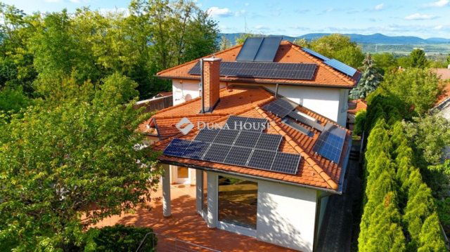 Eladó családi ház, Solymáron 249 M Ft, 6 szobás