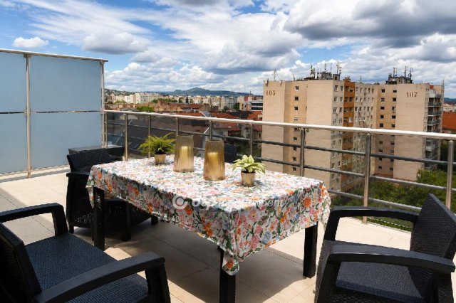 Eladó téglalakás, Budapesten, III. kerületben 85.8 M Ft