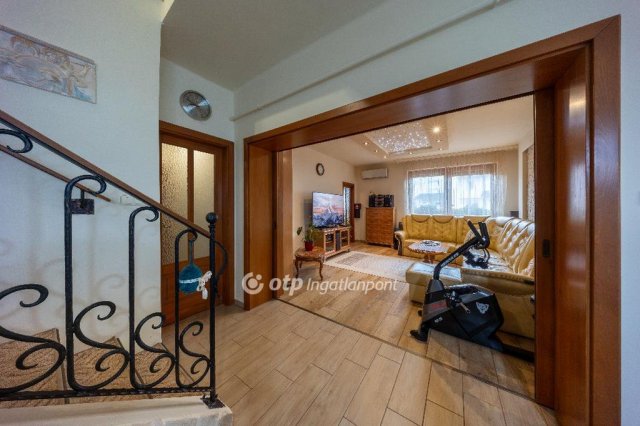Eladó családi ház, Hajdúszoboszlón 149 M Ft, 5 szobás