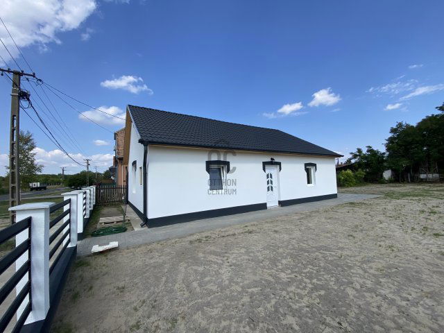 Eladó családi ház, Abonyban 34.9 M Ft, 3 szobás