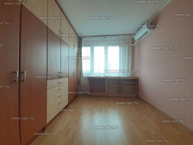 Eladó panellakás, Budapesten, III. kerületben 83.9 M Ft, 3 szobás
