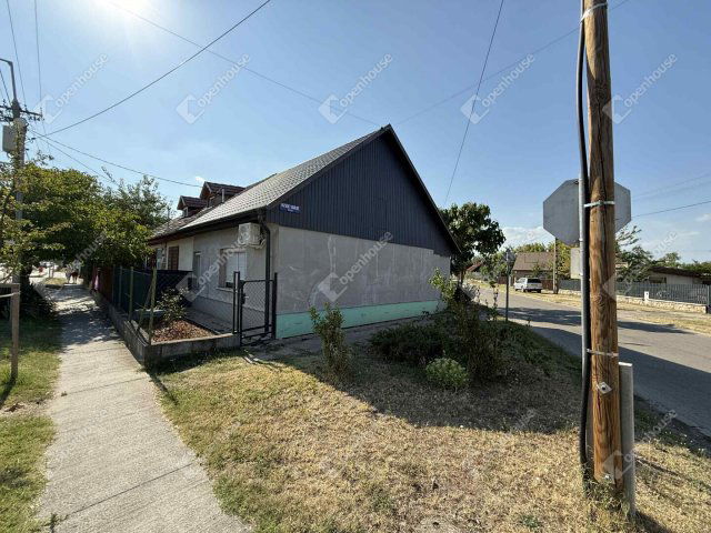 Eladó családi ház, Monoron 49.9 M Ft, 5 szobás