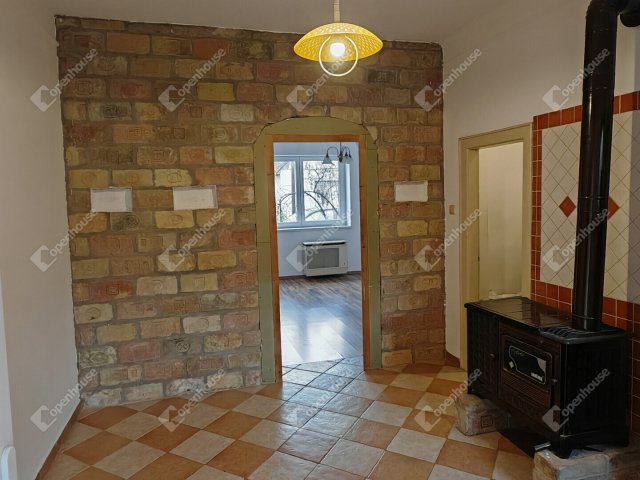 Eladó ikerház, Gyömrőn 33.5 M Ft, 1 szobás