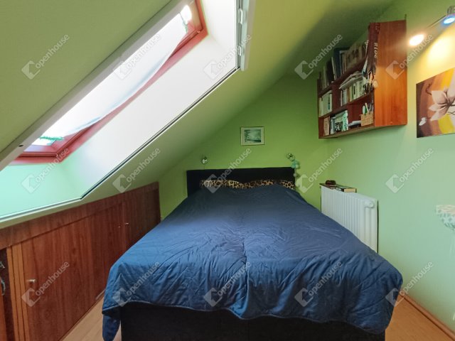 Eladó családi ház, Sopronban 120 M Ft, 7 szobás