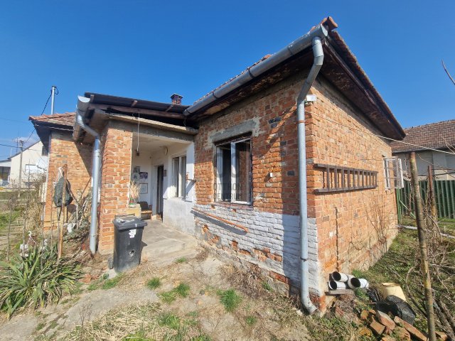 Eladó családi ház, Csömödéren 10.2 M Ft, 2 szobás