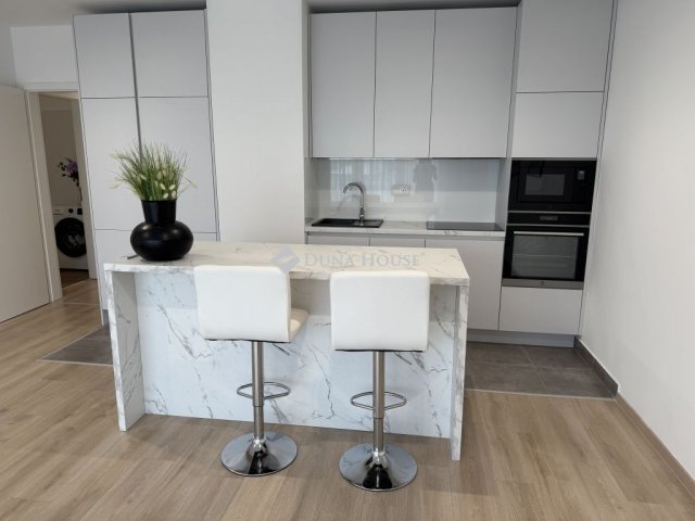 Eladó téglalakás, Budapesten, XIII. kerületben 183 M Ft