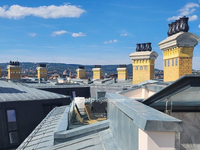 Eladó téglalakás, Budapesten, VI. kerületben 350 M Ft, 3 szobás