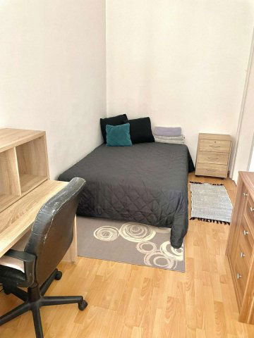 Eladó téglalakás, Budapesten, VI. kerületben, Jókai utcában