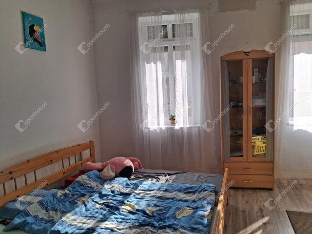 Eladó családi ház, Kőszegen 54 M Ft, 4 szobás