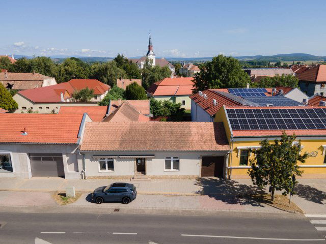 Eladó családi ház, Szécsényen 78 M Ft, 4 szobás