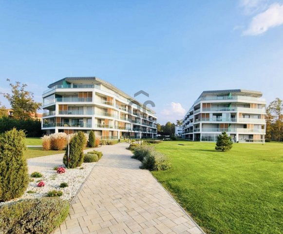 Eladó téglalakás, Siófokon 149.9 M Ft, 2 szobás