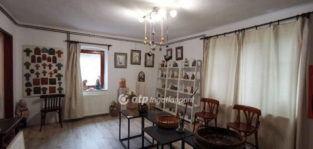 Eladó családi ház, Kapolcson 27.9 M Ft, 1 szobás