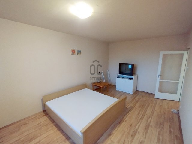 Eladó panellakás, Nyíregyházán 38.5 M Ft, 2 szobás