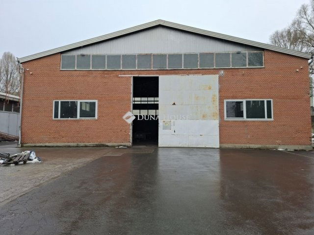 Eladó ipari ingatlan, Pécelen 299.5 M Ft / költözzbe.hu