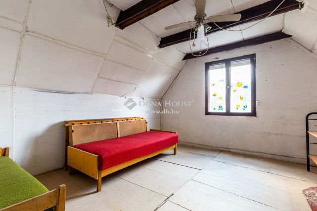Eladó családi ház, Ürömön 17.9 M Ft, 2 szobás