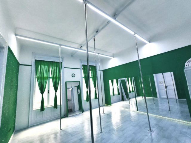 Eladó téglalakás, Budapesten, VI. kerületben 129.9 M Ft