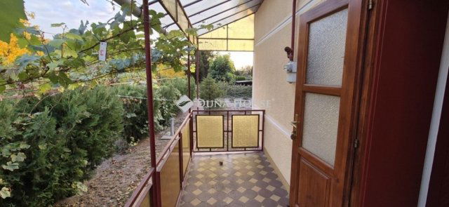 Eladó családi ház, Üllésen 45 M Ft, 3 szobás