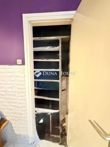 Eladó téglalakás, Budapesten, IV. kerületben 94 M Ft, 3 szobás